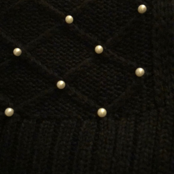 Karl Lagerfeld black knit scarf with pearls - Picture 3 of 8
